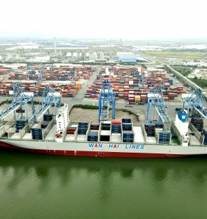 Lễ Chào Mừng Tàu Container Lớn Nhất Của Hãng Tàu WAN HAI Cập Cảng TCIT